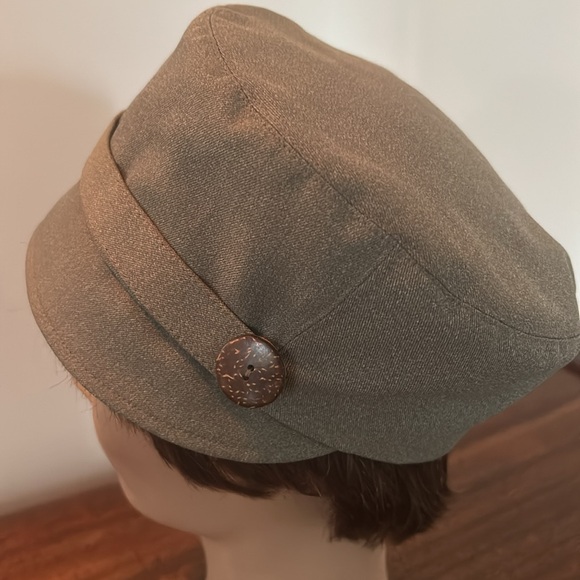 Super cute hat - Picture 5 of 6